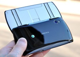Sony Ericsson Xperia Play: il Playstation Phone debutta il 13 febbraio