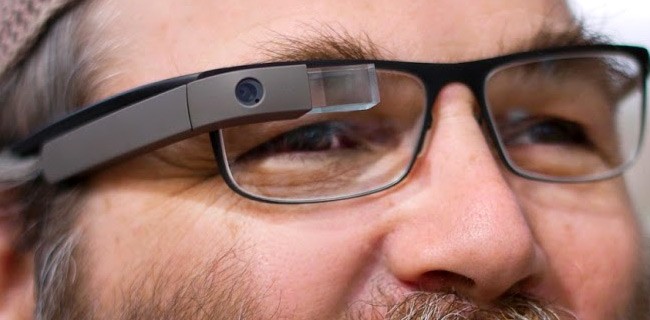 Google Glass compatibile con gli occhiali da vista