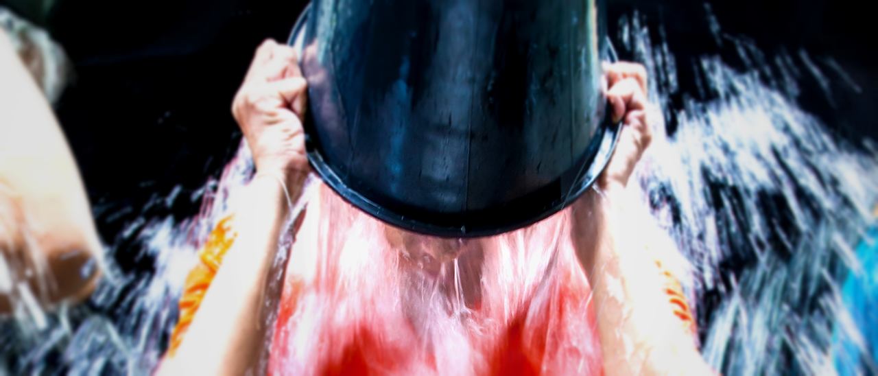 Un secchio d'acqua collettivo