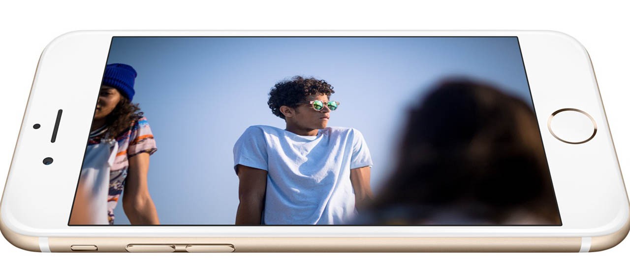 iPhone 6 Plus si piega in tasca