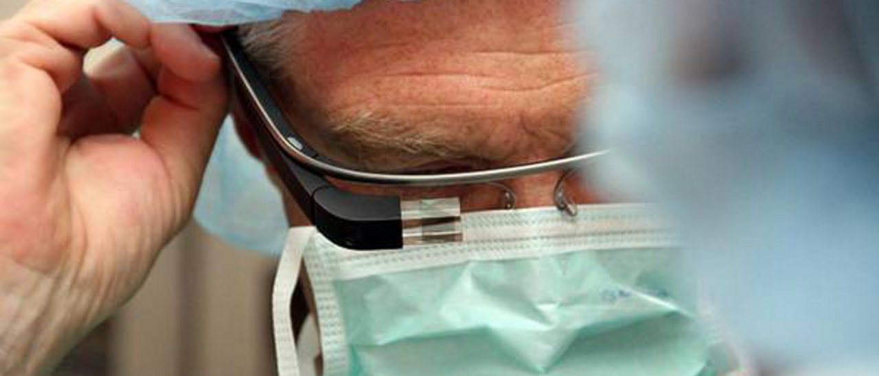 Firenze: primo prelievo di fegato coi Google Glass Firenze: primo prelievo di fegato coi Google Glass