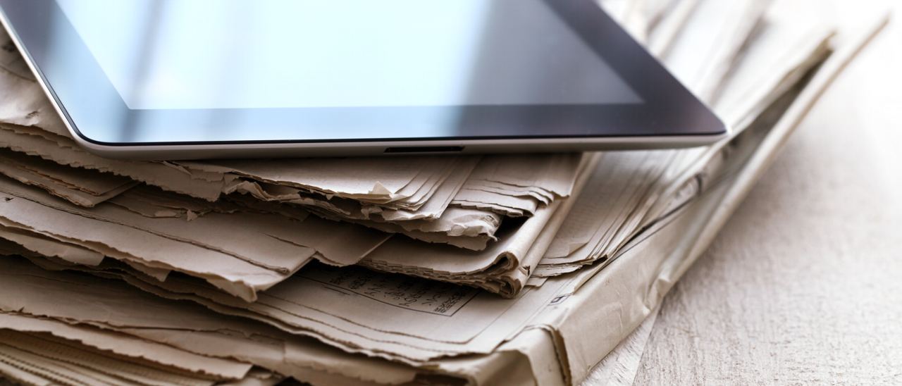 Carta e Web: la guerra silente dell'informazione Carta e Web: la guerra silente dell'informazione