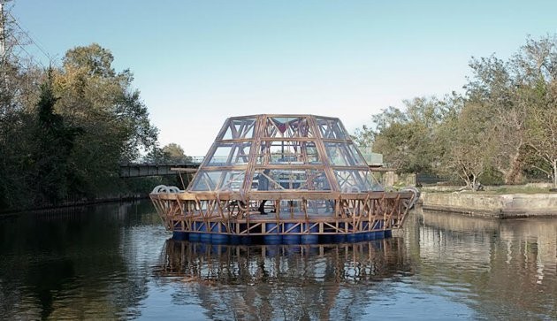 Jellyfish Barge