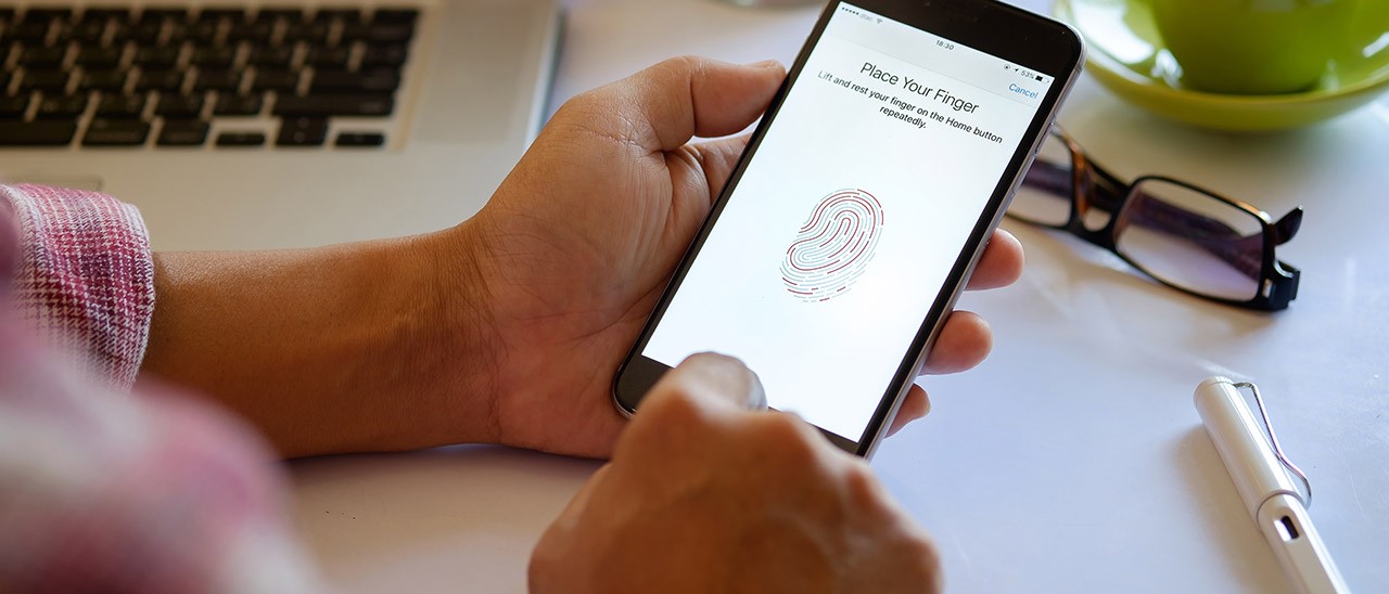 OS X 10.12: sblocco del Mac con Touch ID