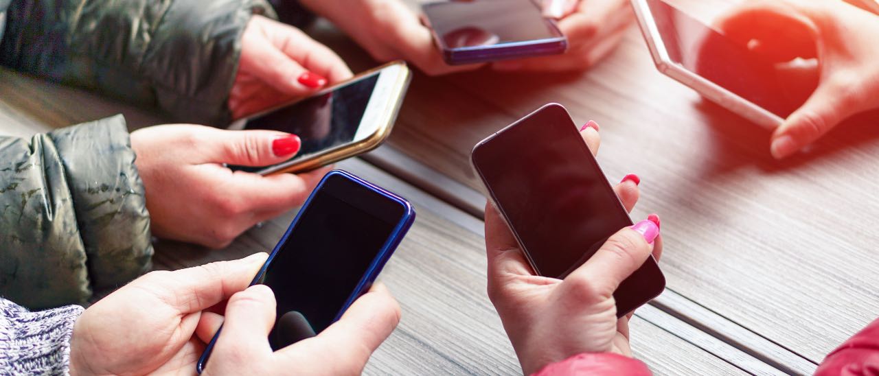 Telefonia, a Natale le offerte puntano sui dati Telefonia, a Natale le offerte puntano sui dati