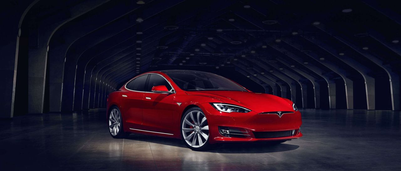 Tesla, Autopilot 2 entro la fine della settimana