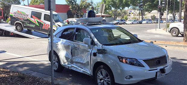 La Google self-driving car coinvolta in un incidente