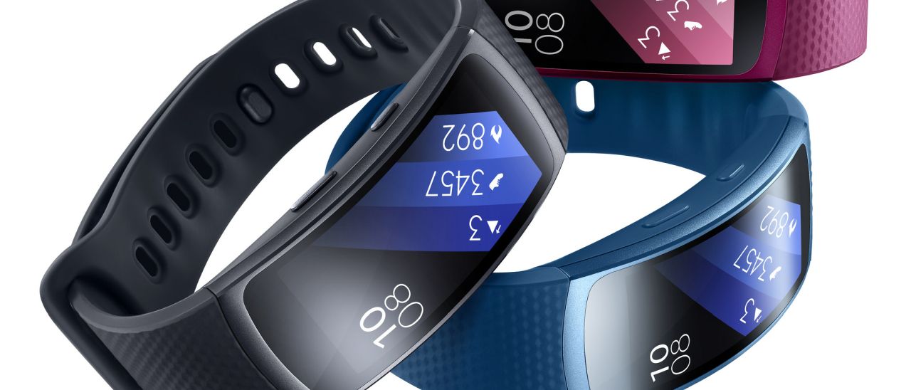 Samsung Gear Fit 2, fitness tracking più smart