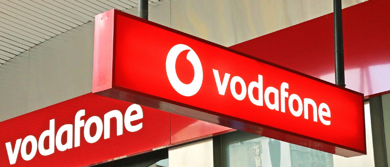 Vodafone, nuove offerte operator attack