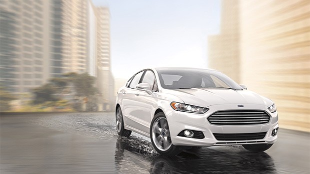 L'edizione 2015 della Ford Fusion è uno dei modelli compatibili con il sistema SmartLink