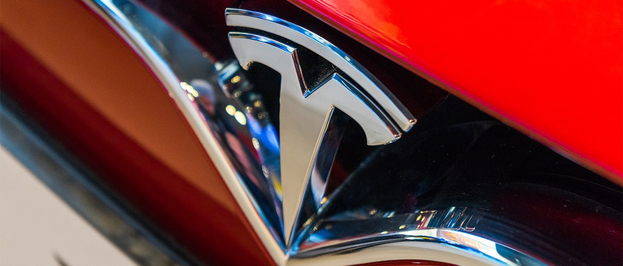 Tesla presenta il suo chip per la guida autonoma