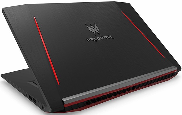 Il design del notebook Acer Predator Helios 300 esprime tutta la sua potenza e le performance aggressive, adatte al gaming spinto