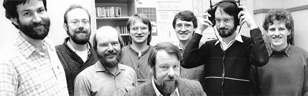 Il team del Fraunhofer Institute for Integrated Circuits al lavoro sul formato MP3 nel 1987