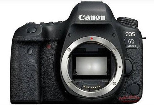 Una prima immagine della nuova Canon EOS 6D Mark II