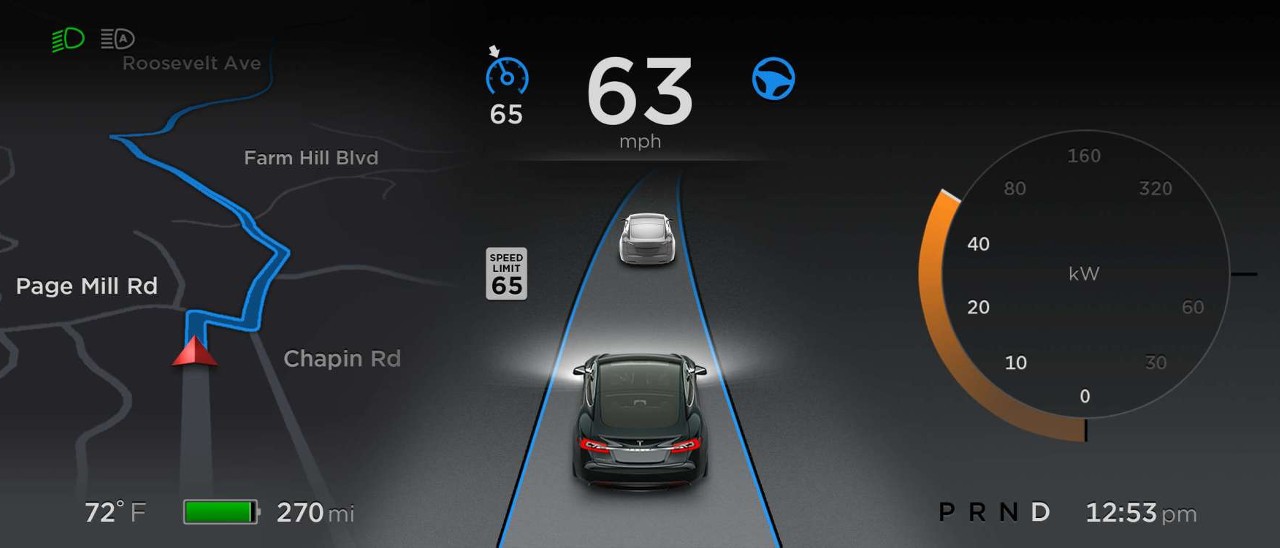 Tesla, 1 miliardo di miglia per l'Autopilot