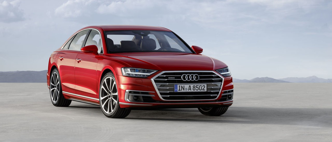 Audi A8 sfida Tesla