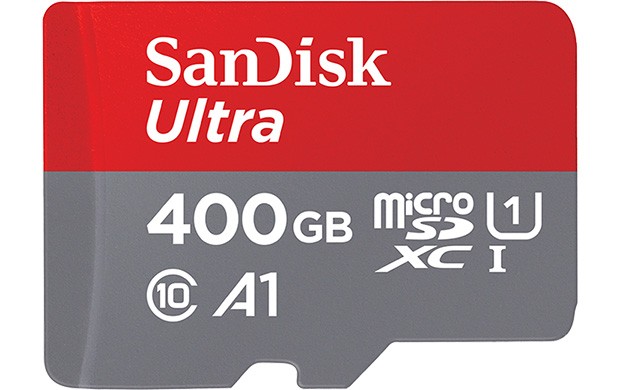 La microSD con capacità pari a 400 GB presentata da SanDisk all'IFA 2017 di Berlino