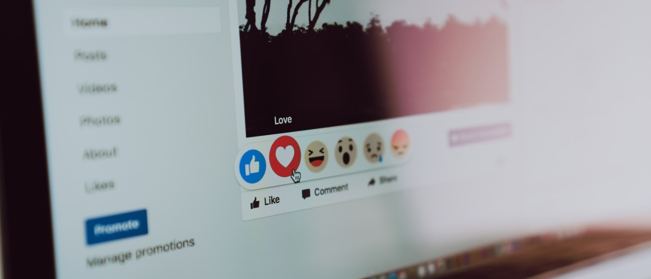 Facebook, condivisione dello schermo per i Live