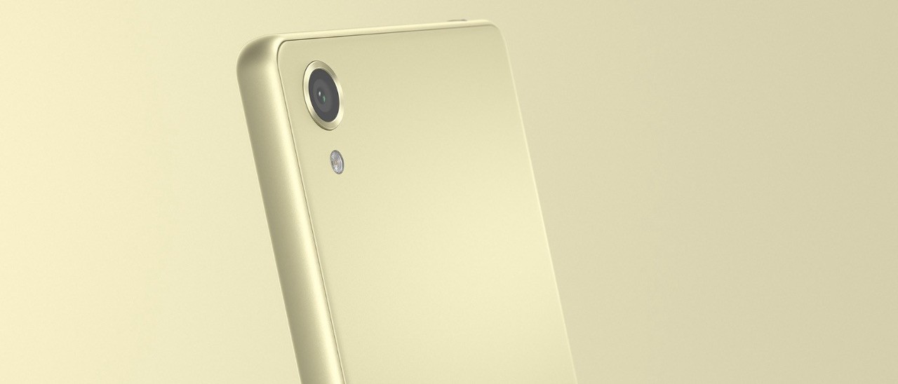Cyber Monday, Sony Xperia X in super offerta Cyber Monday, Sony Xperia X in super offerta