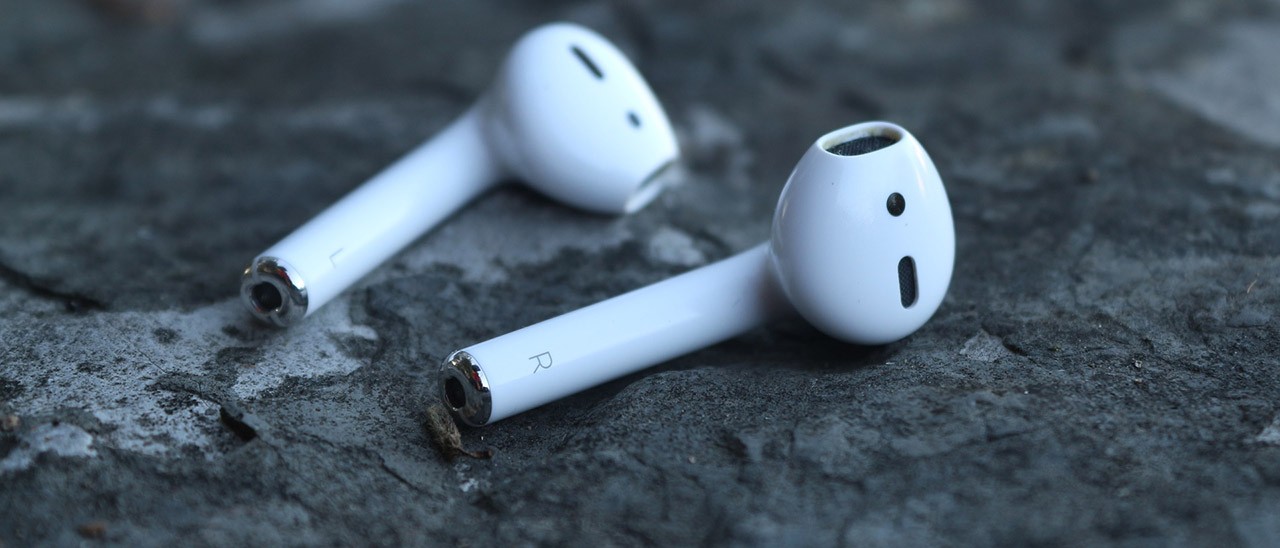 AirPods 2, supporto al comando Hey Siri