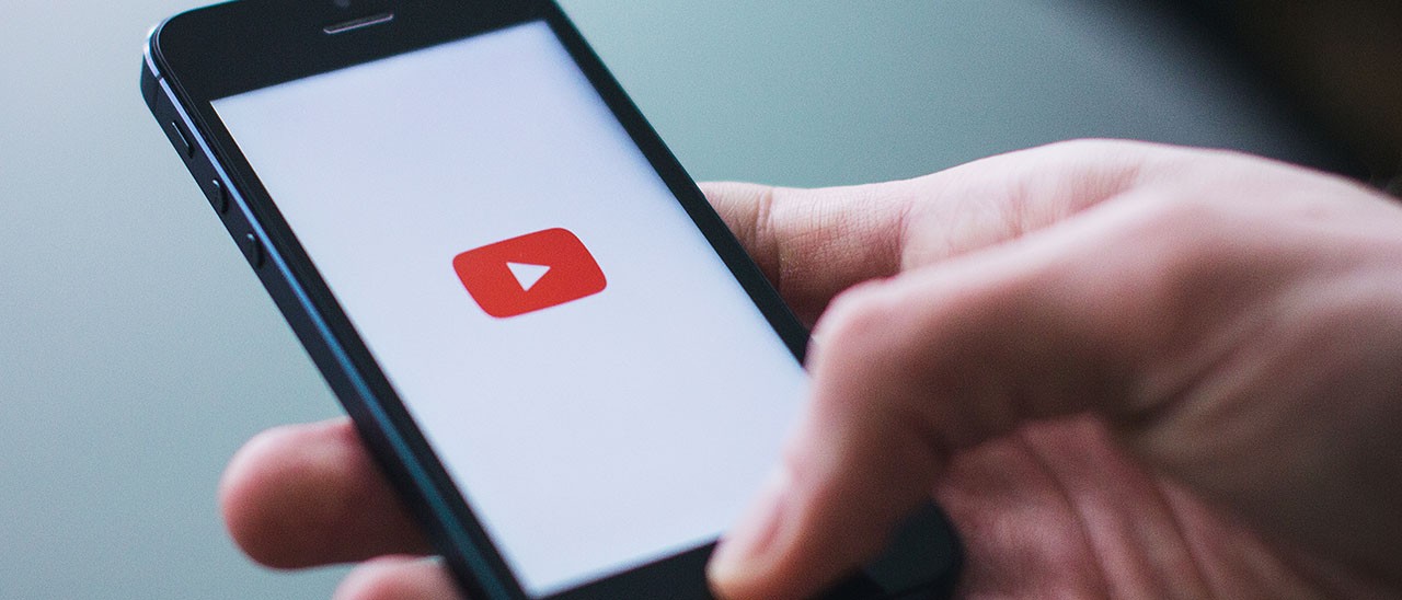 YouTube contro i troll: arrivano le schede profilo YouTube contro i troll: arrivano le schede profilo