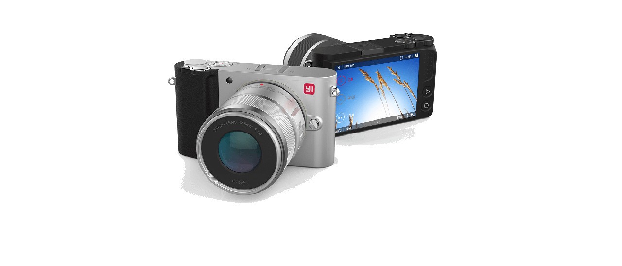 Yi M1 4K, fotocamera mirrorless in offerta lampo