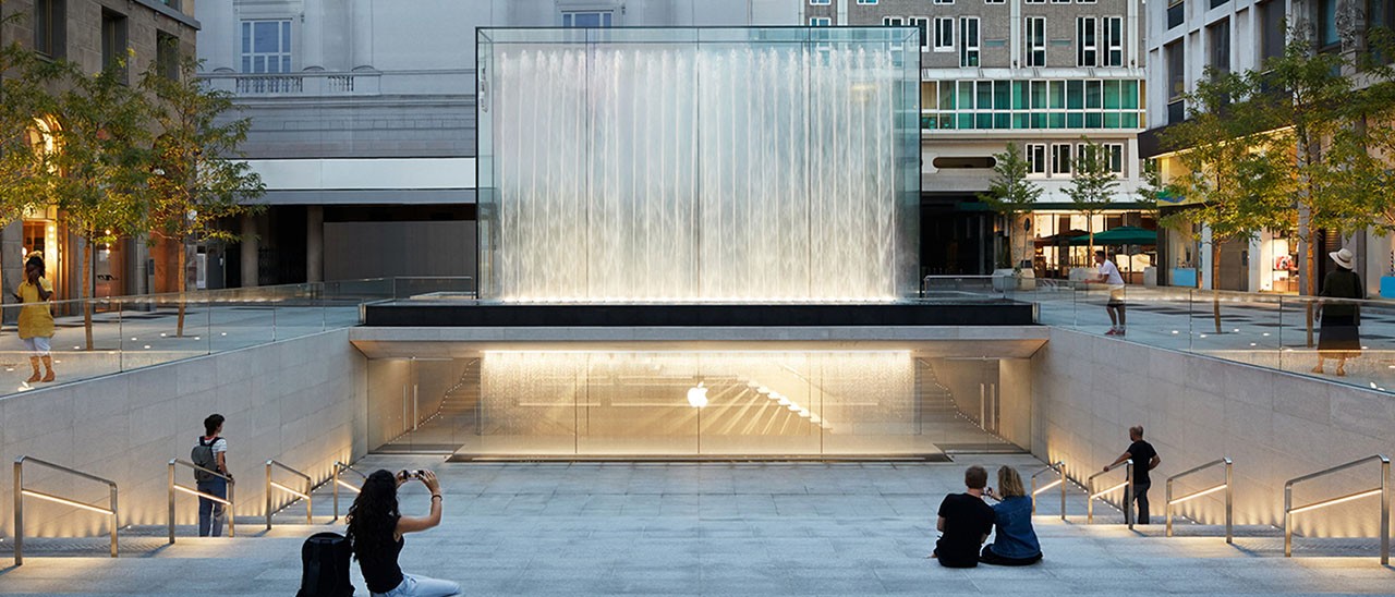 Apple presenta lo Store di Piazza Liberty a Milano