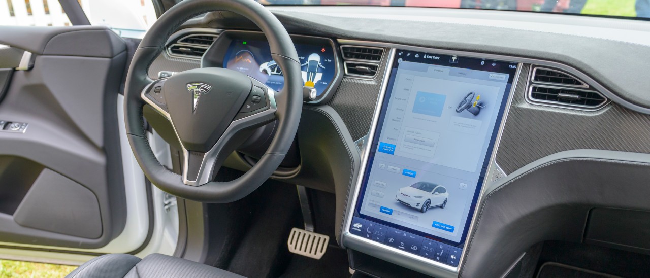 Tesla, il suo chip IA arriverà in 6 mesi