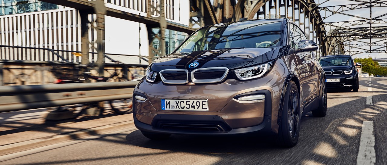 Azionisti BMW preoccupati del vantaggio di Tesla