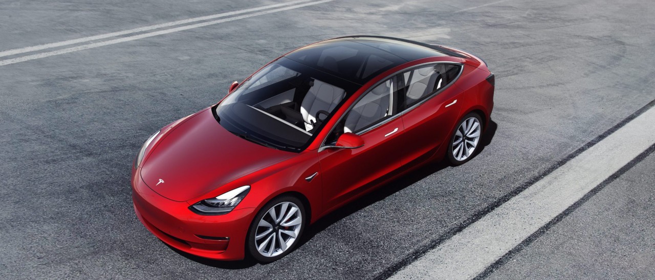 Tesla Model 3, nuovo modello Mid Range