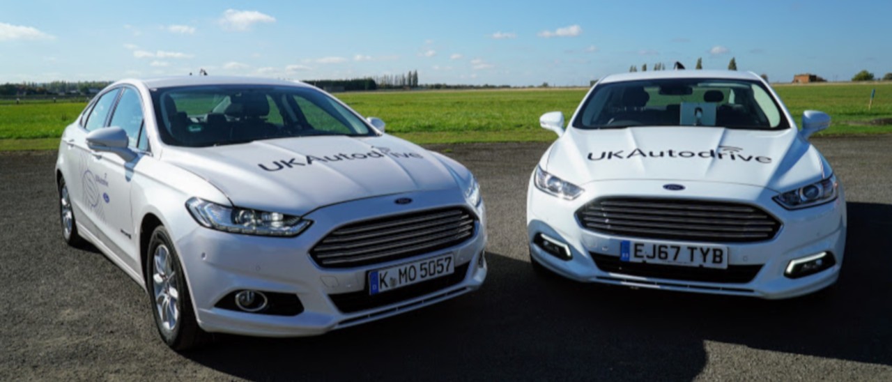 Ford vuole eliminare i semafori Ford vuole eliminare i semafori