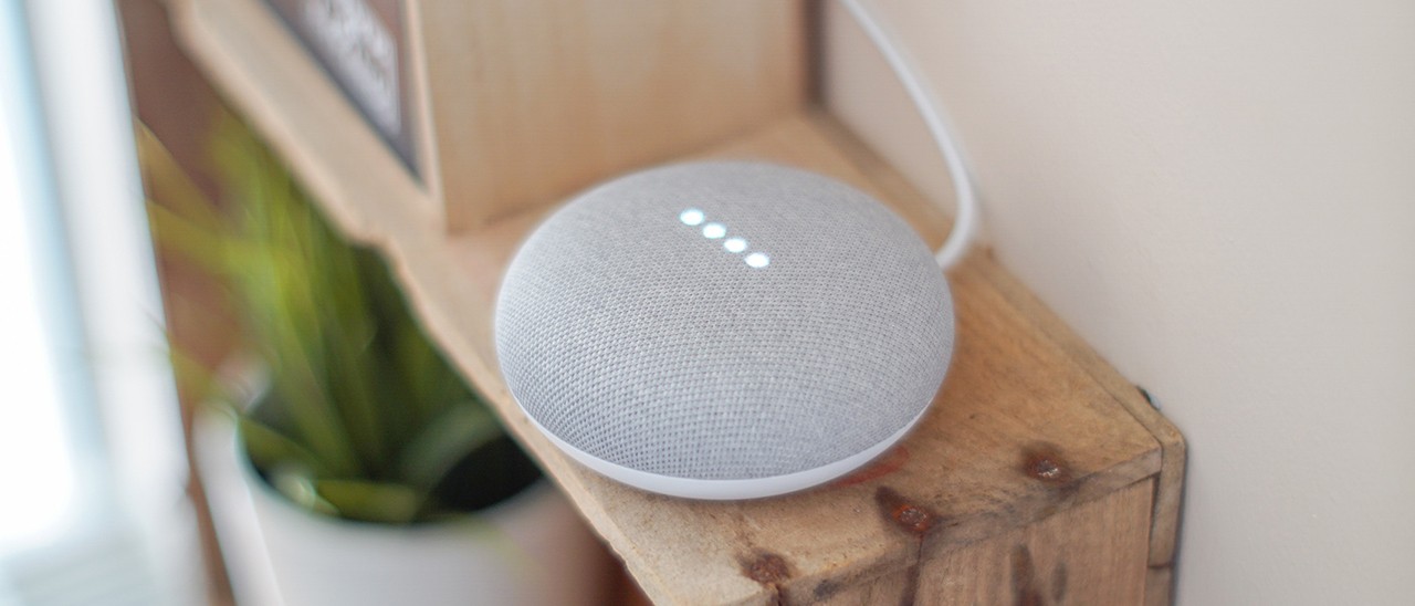 Google Home, telefonare con gli speaker ora si può Google Home, telefonare con gli speaker ora si può