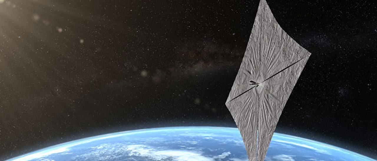 LightSail 2, primi segnali dalla vela spaziale