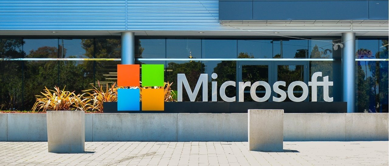 Microsoft sospende la pubblicità su Instagram e Facebook