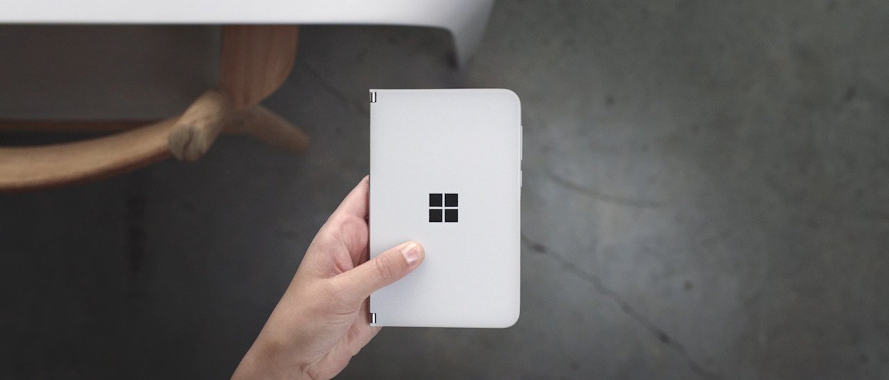 Surface Duo: c'è chi lo vuole con Windows 10X