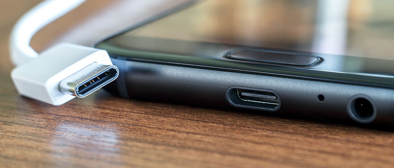 Smartphone Android, supporto USB-PD obbligatorio Smartphone Android, supporto USB-PD obbligatorio