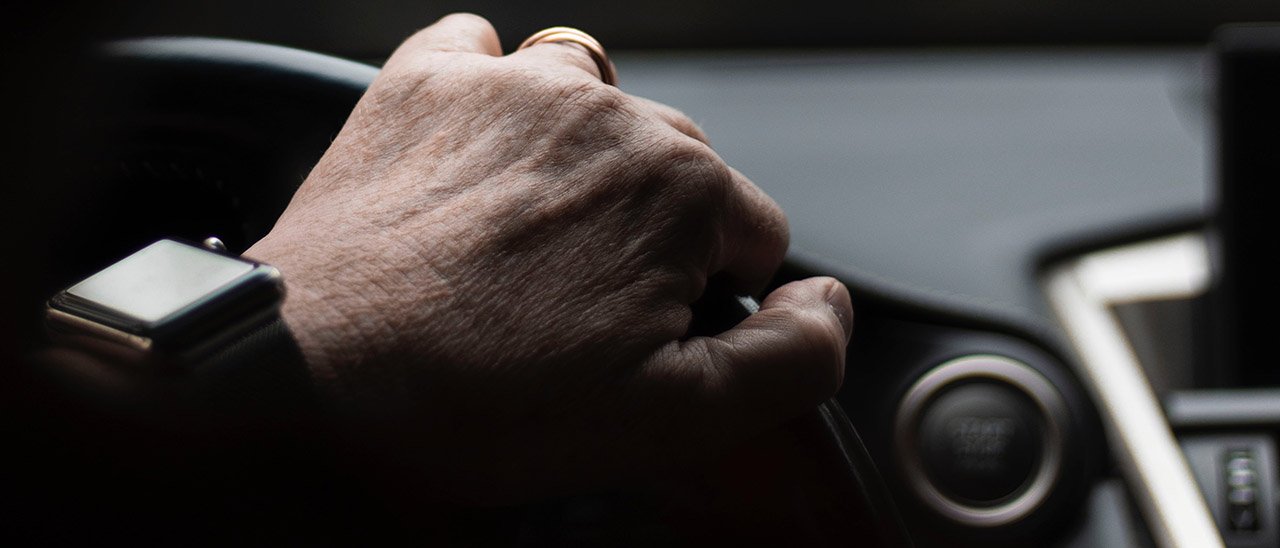 CarKey: l'auto si apre con Apple Watch CarKey: l'auto si apre con Apple Watch