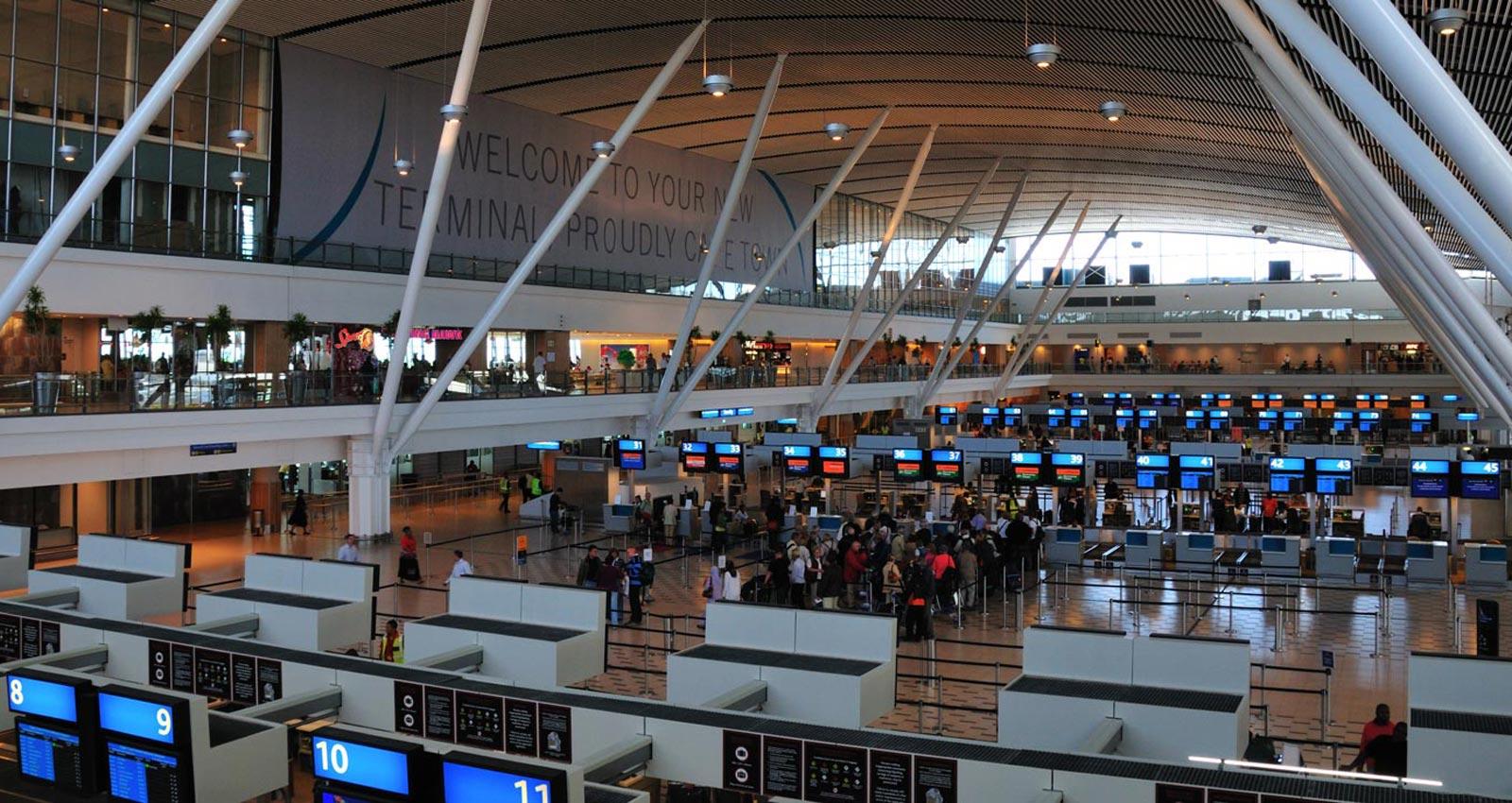 Covid-19, l'UE dà l'ok alla green card per viaggiare?