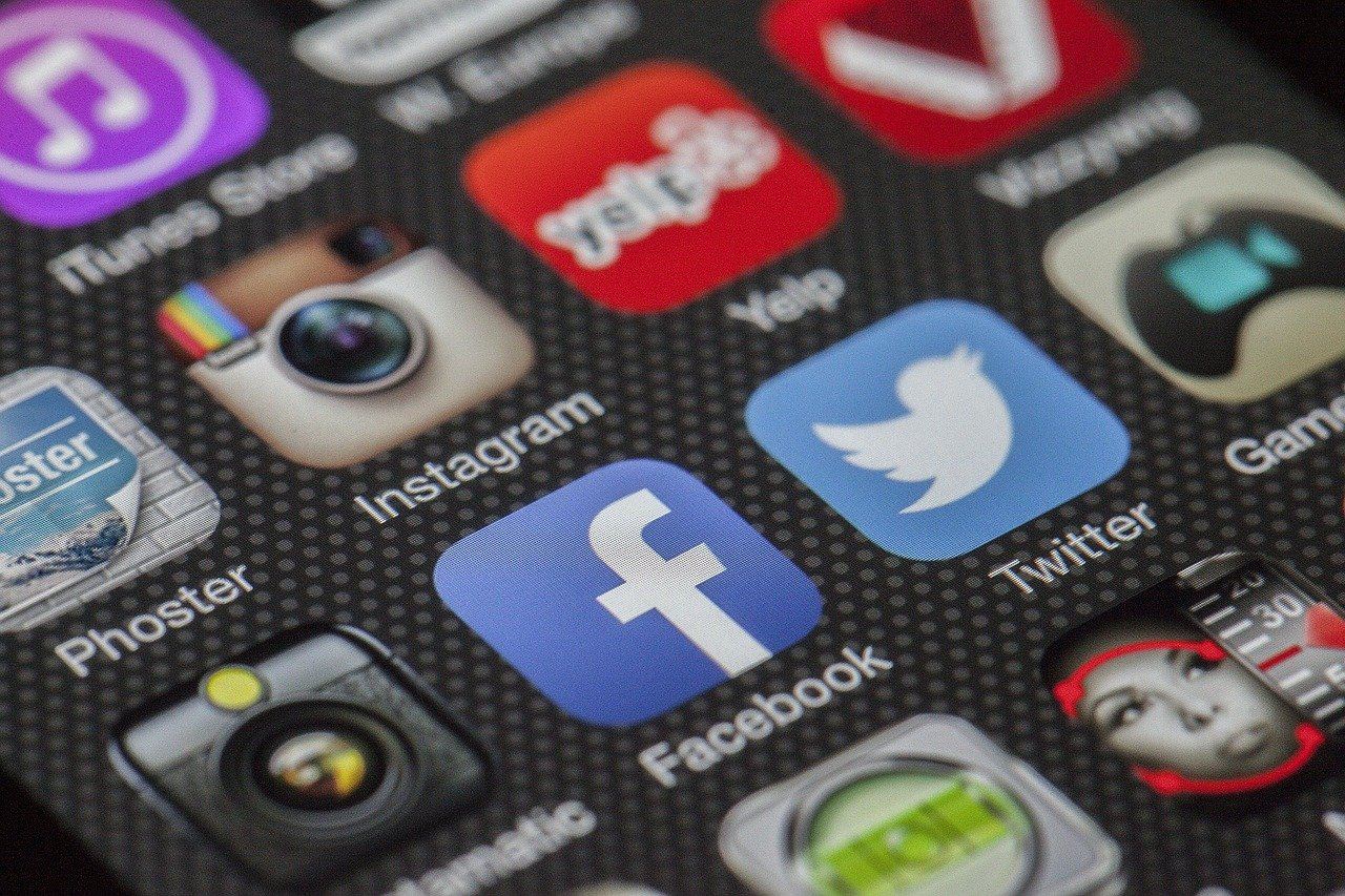 Facebook: dati rubati nel 2019 ancora utilizzabili dagli hacker