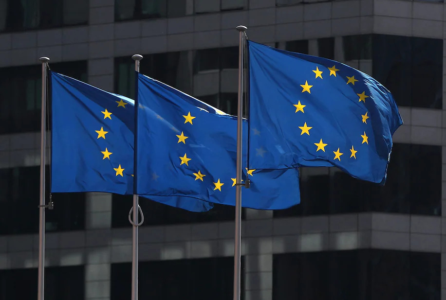 UE chiede a Google di bloccare alcune emittenti russe