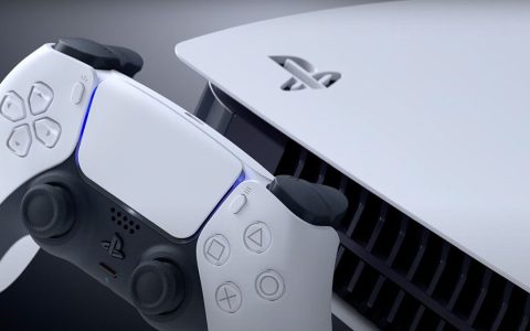 PlayStation 5, eBay la sconta e la spedisce SUBITO: consegna entro NATALE