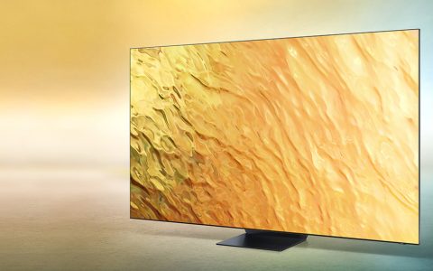 Samsung TV Neo QLED 65'': ora o mai più, con il mega sconto di oltre 2.000 euro