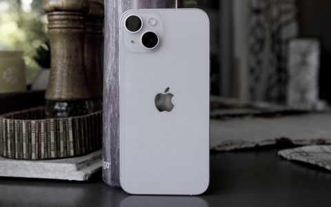 Apple iPhone 14 (Galassia), offerta da capogiro su Amazon: prezzo MAI VISTO