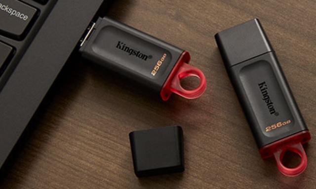 Pendrive 128GB Kingston, SCONTO CLAMOROSO del 52% su Amazon