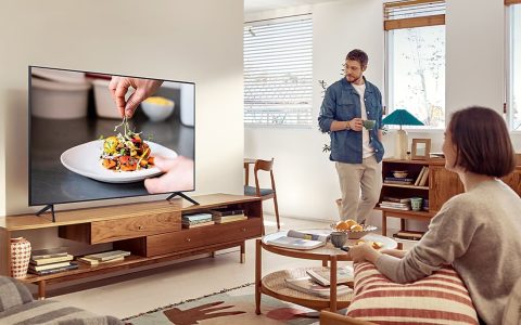 eBay è FUORI DI TESTA: -421€ per la smart TV Samsung UHD 4K da 50