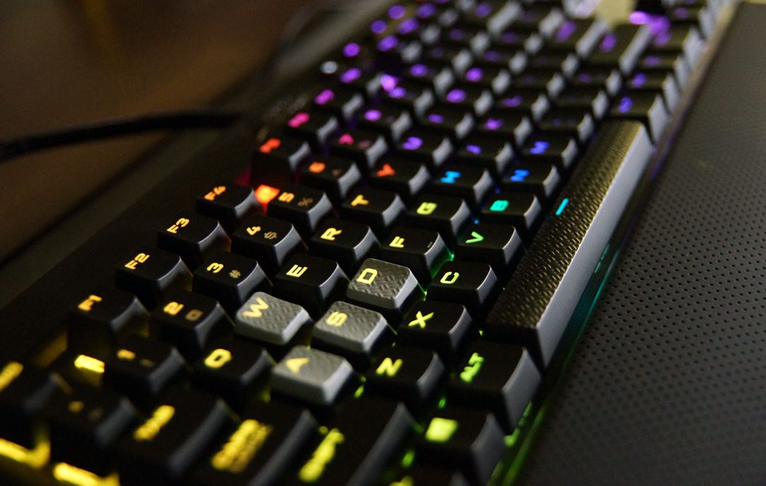 Corsair K65 RGB RAPIDFIRE