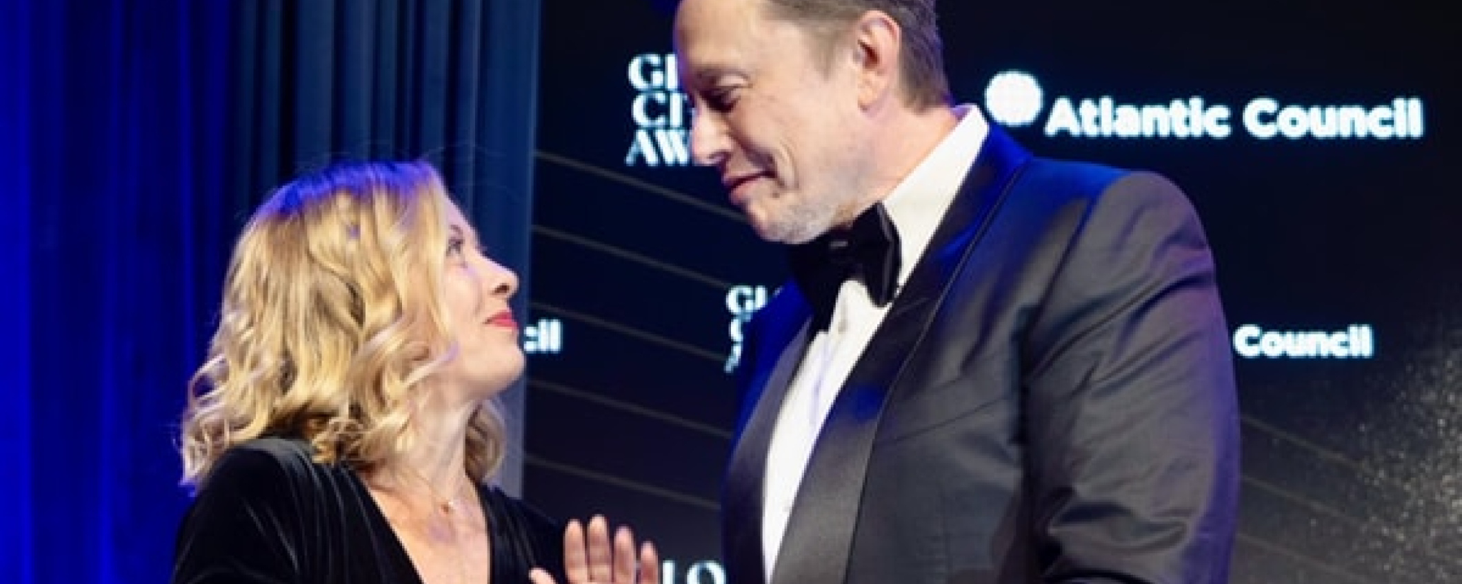 Starlink a 10 euro al mese in Italia: la proposta di Elon Musk a Giorgia Meloni Starlink a 10 euro al mese in Italia: la proposta di Elon Musk a Giorgia Meloni