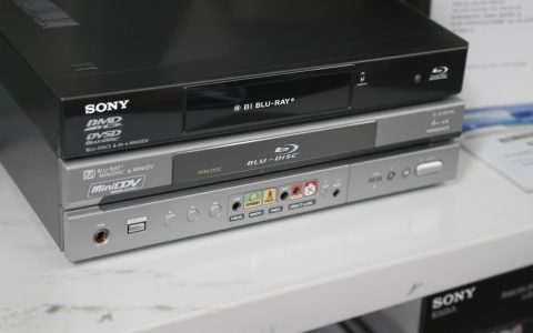 Sony annuncia la fine della produzione di Blu-ray, MiniDisc e MiniDV