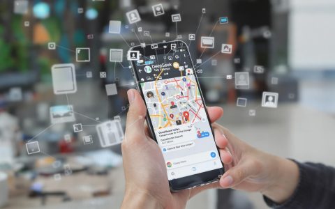 Garante Privacy limita DeepSeek: trattamento dati utenti italiani bloccato