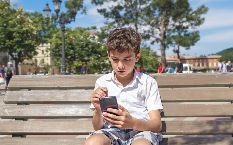 Google Wallet per bambini: arriva il pagamento NFC con supervisione